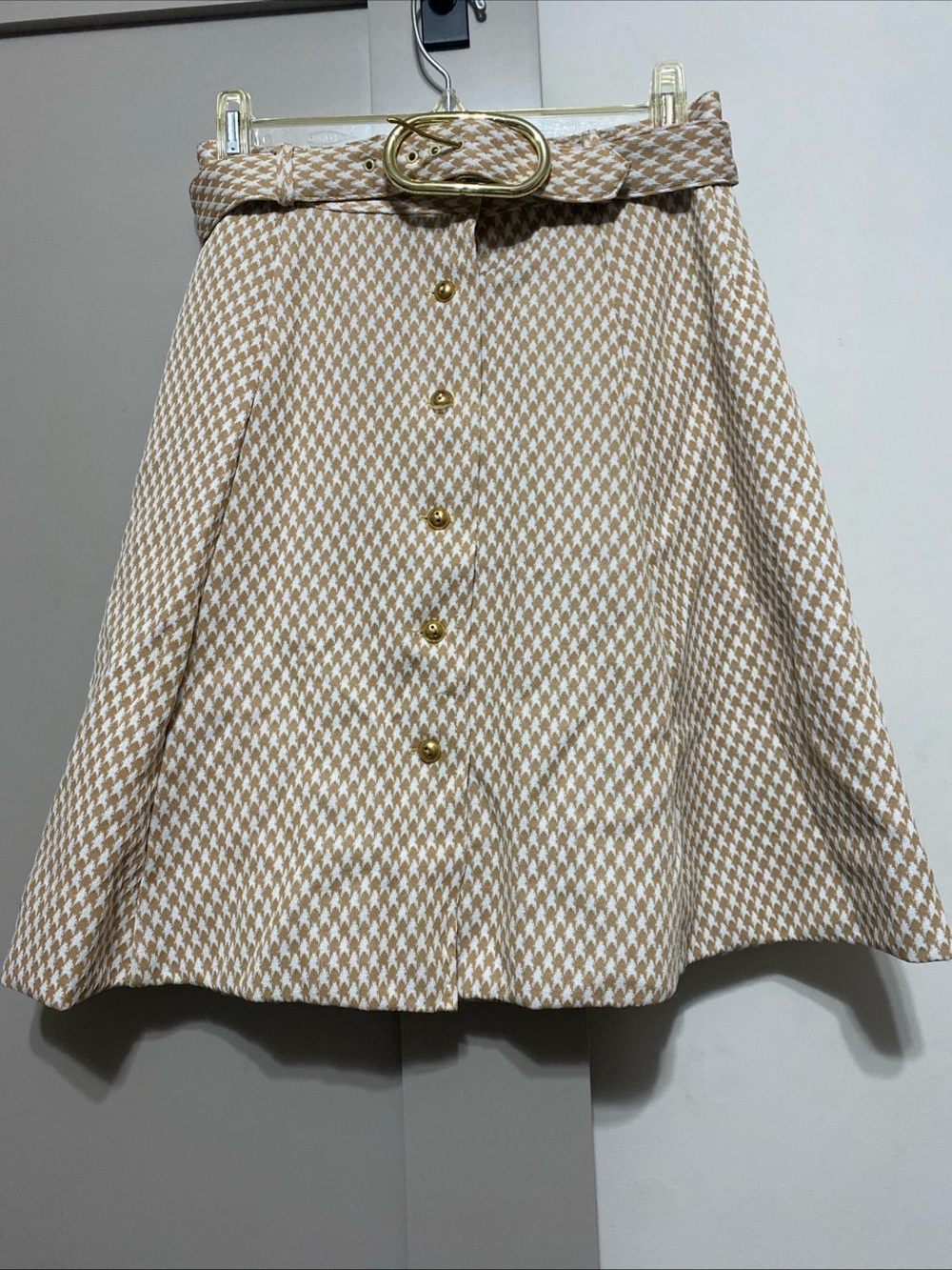 Vintage 60’s Handmade Beige & White Houndstooth A-Line Skirt with Belt
